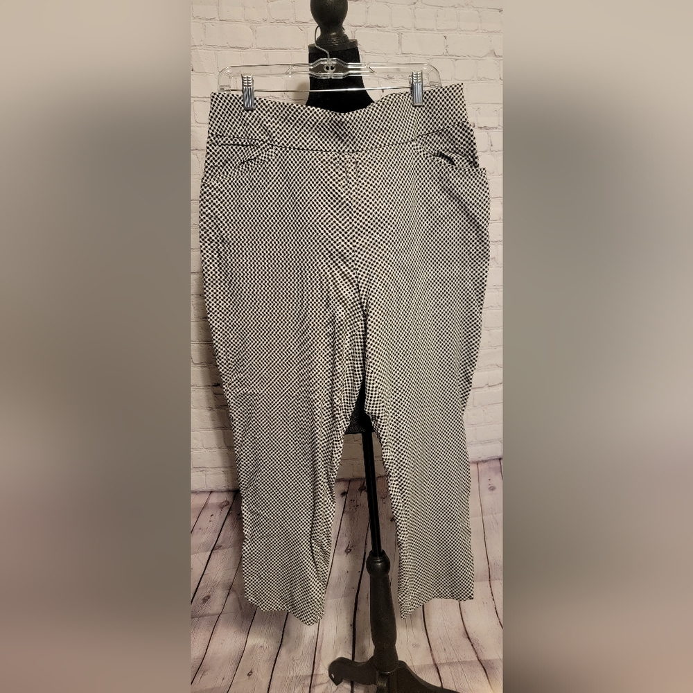 Chico's Black and White Patterned Pants